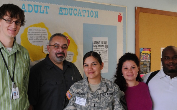 ‘Dark Horse’ soldiers tutor, mentor students