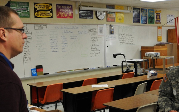 ‘Dark Horse’ soldiers tutor, mentor students