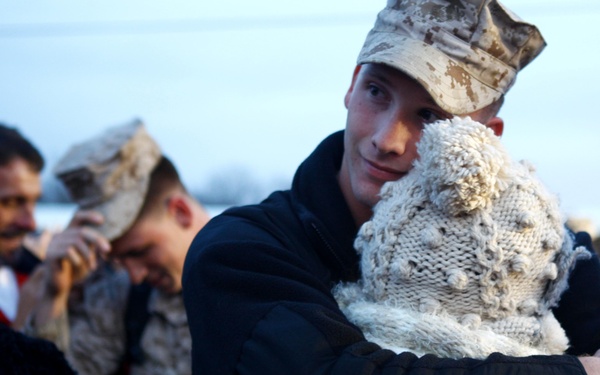 Kentucky Marines return home from Afghanistan deployment