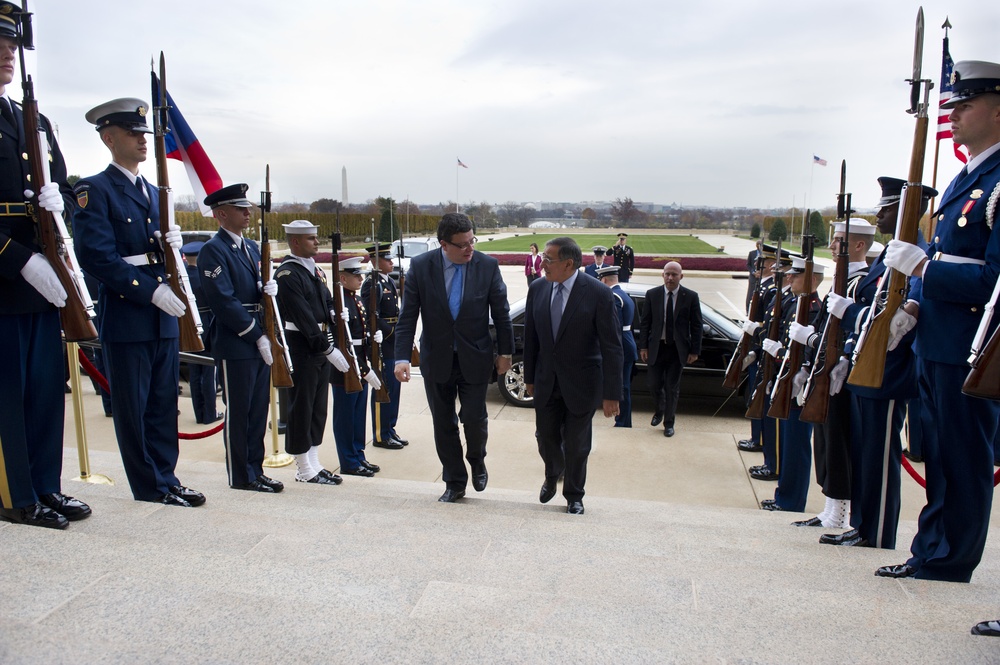 Czech minister of defense visit