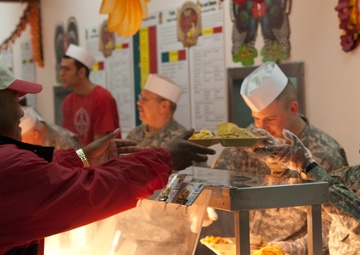 Deployed soldiers bring home to the holidays