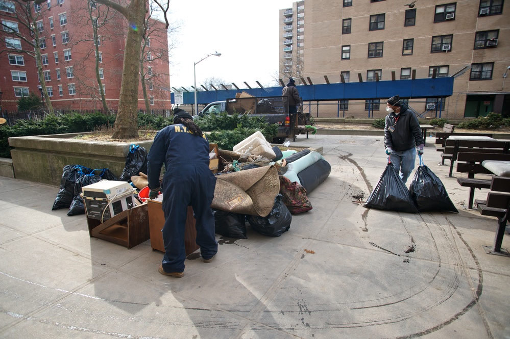 FEMA visits Coney Island survivors
