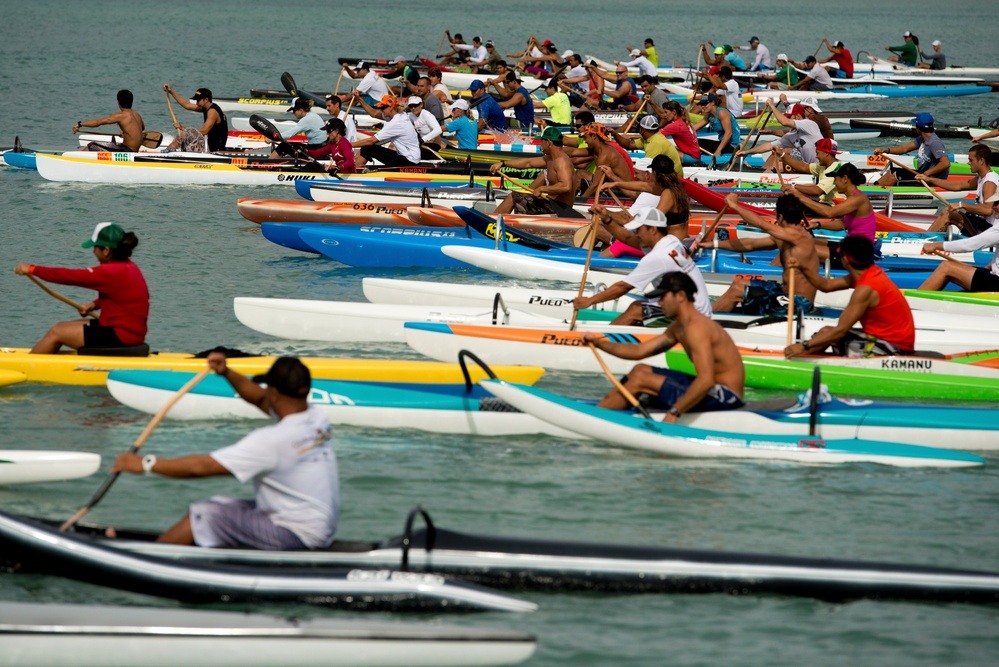Paddling the Pacific