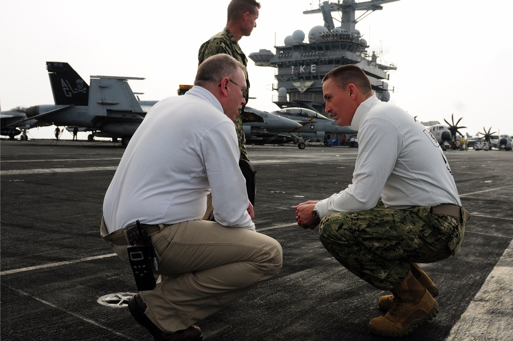 Master Chief Petty Officer of the Navy visits USS Dwight D. Eisenhower