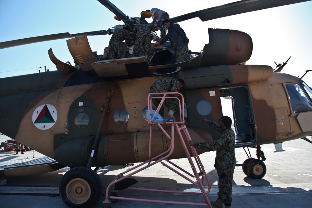 Afghan air force aircraft maintenance