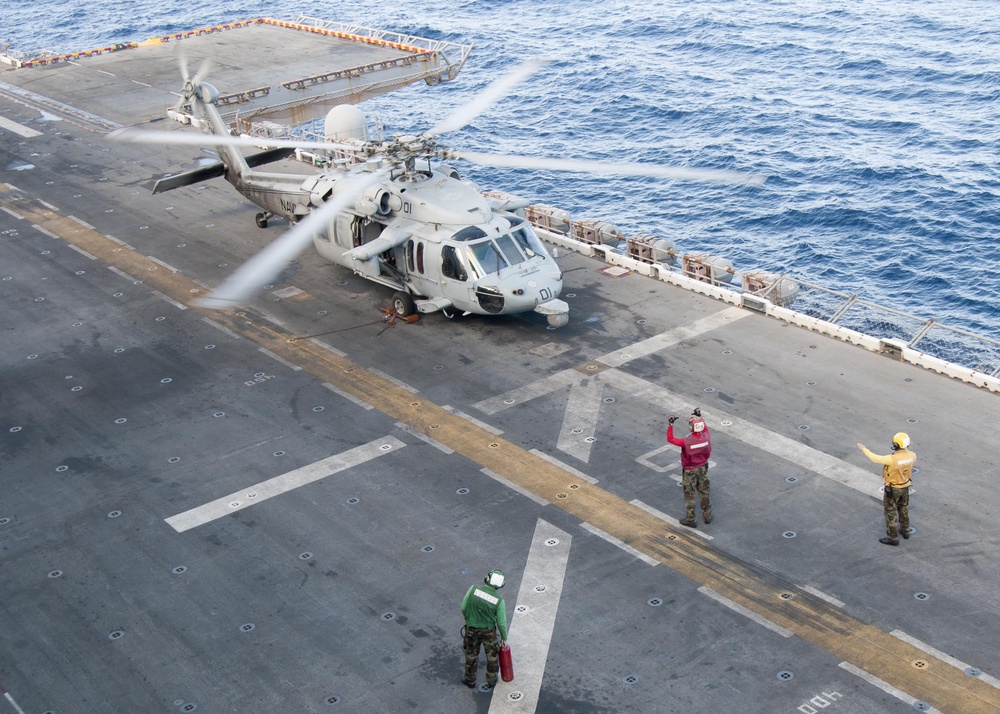 MH-60S Sea Hawk prepares for take off