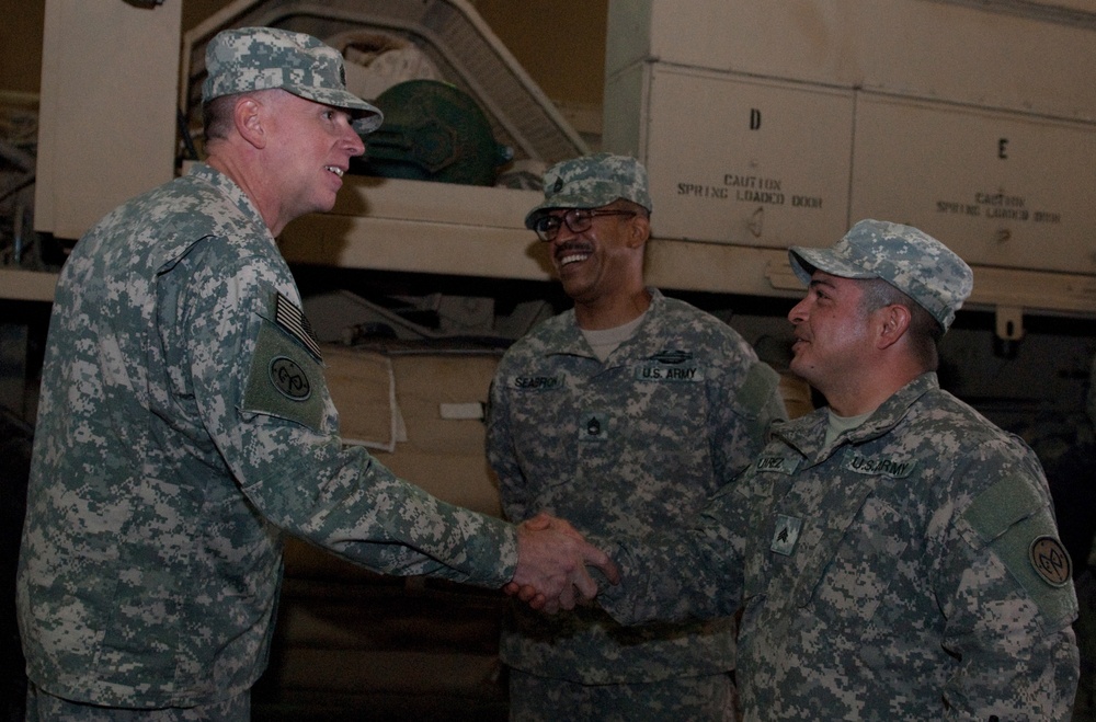 New York general visits Empire State troops in Kuwait