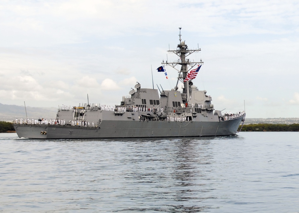 USS Michael Murphy arrives at its home port