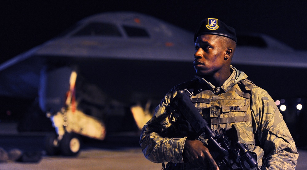 Airman conducts security detail