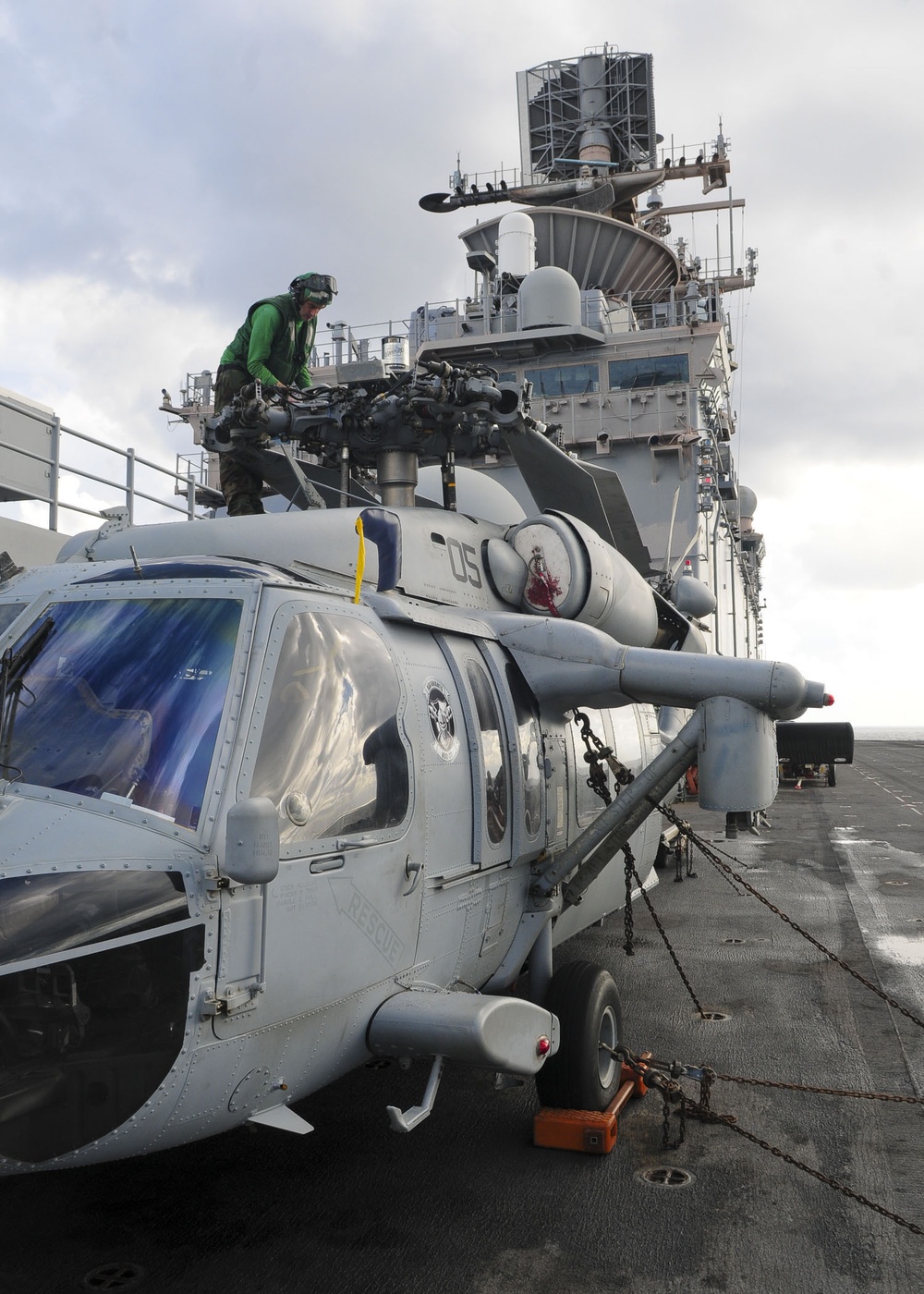 USS Iwo Jima flight operations