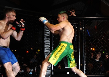 Teamwork makes new MMA victors in cage