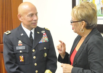 Hometown recognition for the USAR Deputy Commander (Operations)