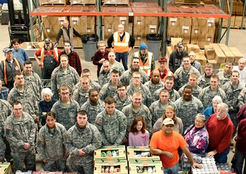 Stryker soldiers give back to their community