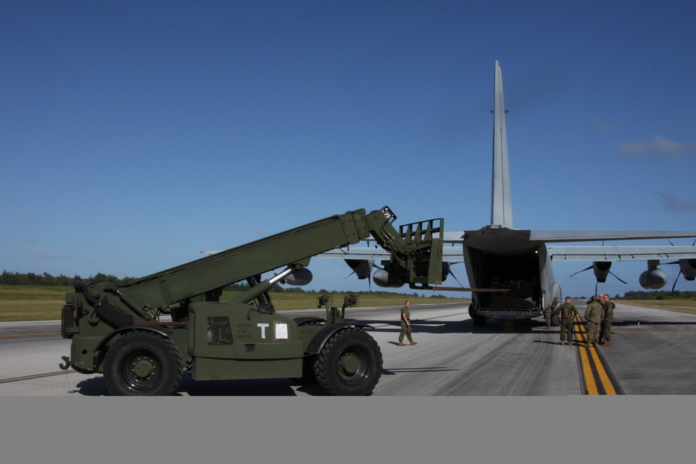 KC-130 fuels Marines