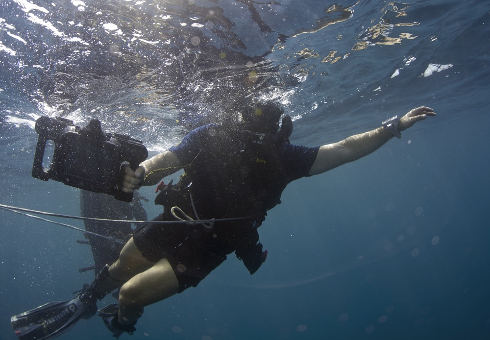 EOD re-breather dive