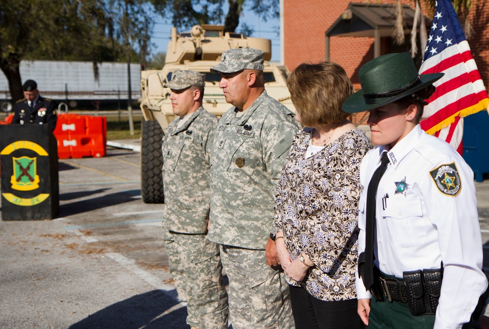 Army Reserve Military Police soldier receives Purple Heart