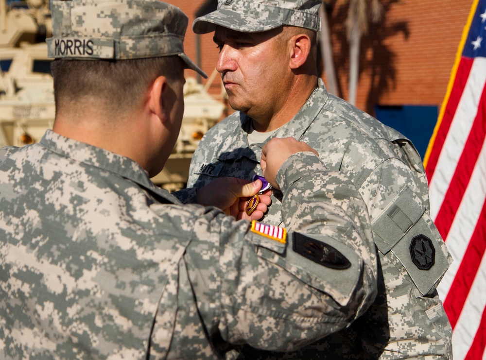 Army Reserve Military Police soldier receives Purple Heart