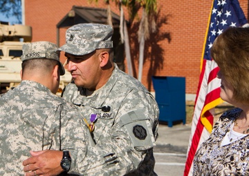 Army Reserve Military Police soldier receives Purple Heart