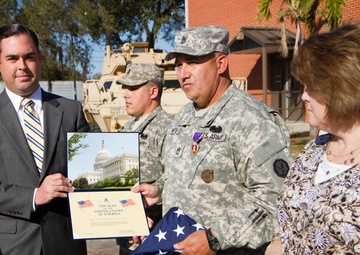 Army Reserve Military Police soldier receives Purple Heart