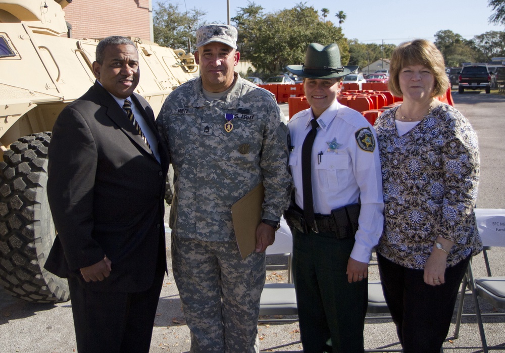 Army Reserve Military Police soldier receives Purple Heart