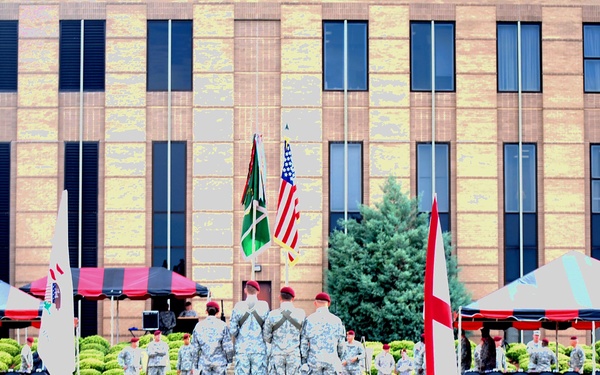 8th MISB (A) change of command color guard