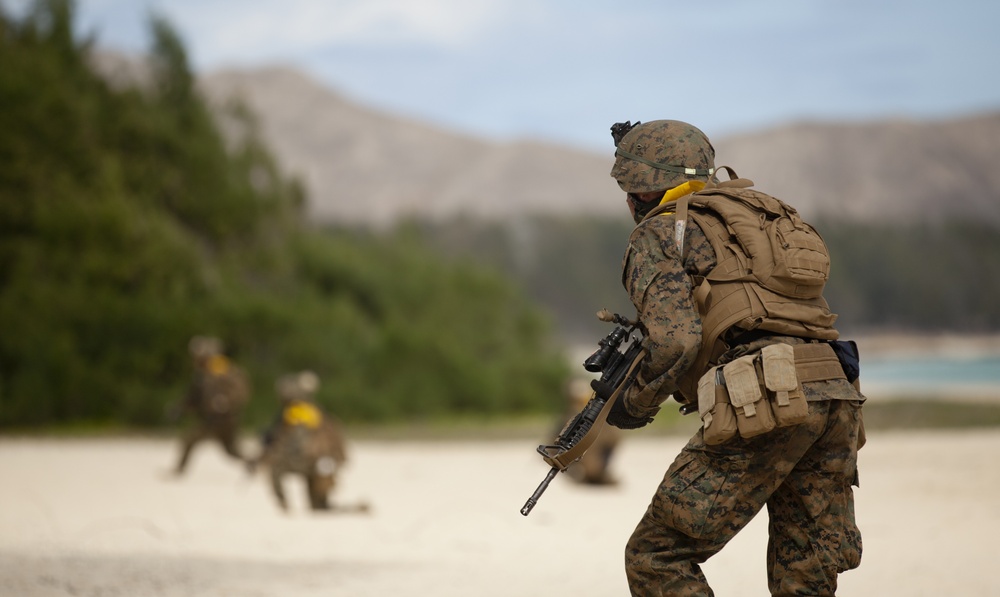 3rd Battalion, 3rd Marines Storm the Beaches of Bellows