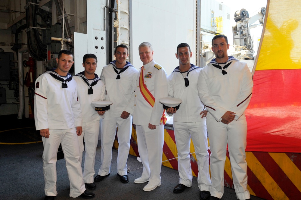 CNO visits Naval Station Rota