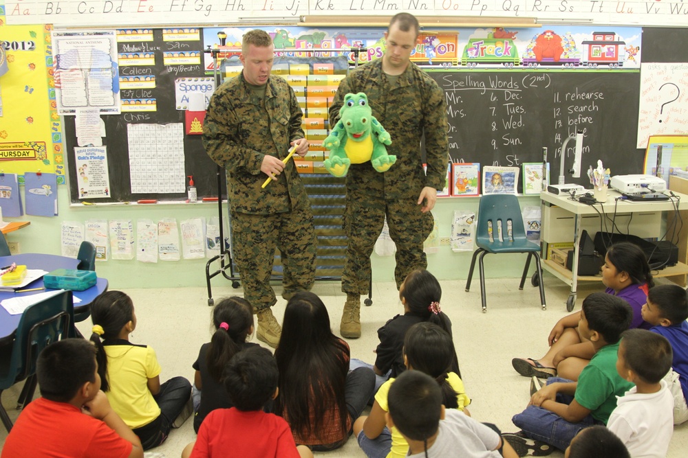 Navy Dentists visit Tinian Elementary School