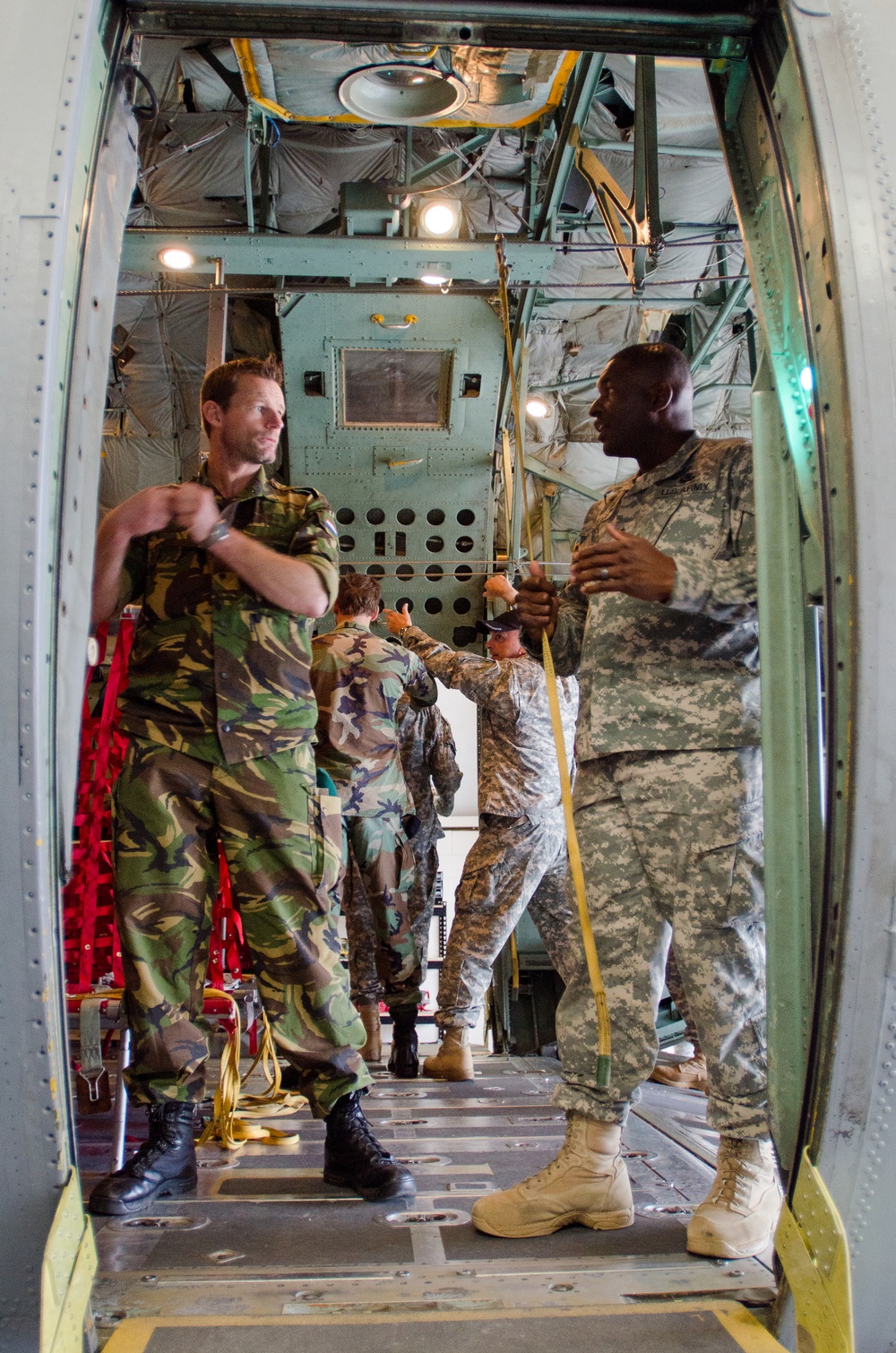 US and foreign jumpmasters to conduct largest multinational airborne operation for charity