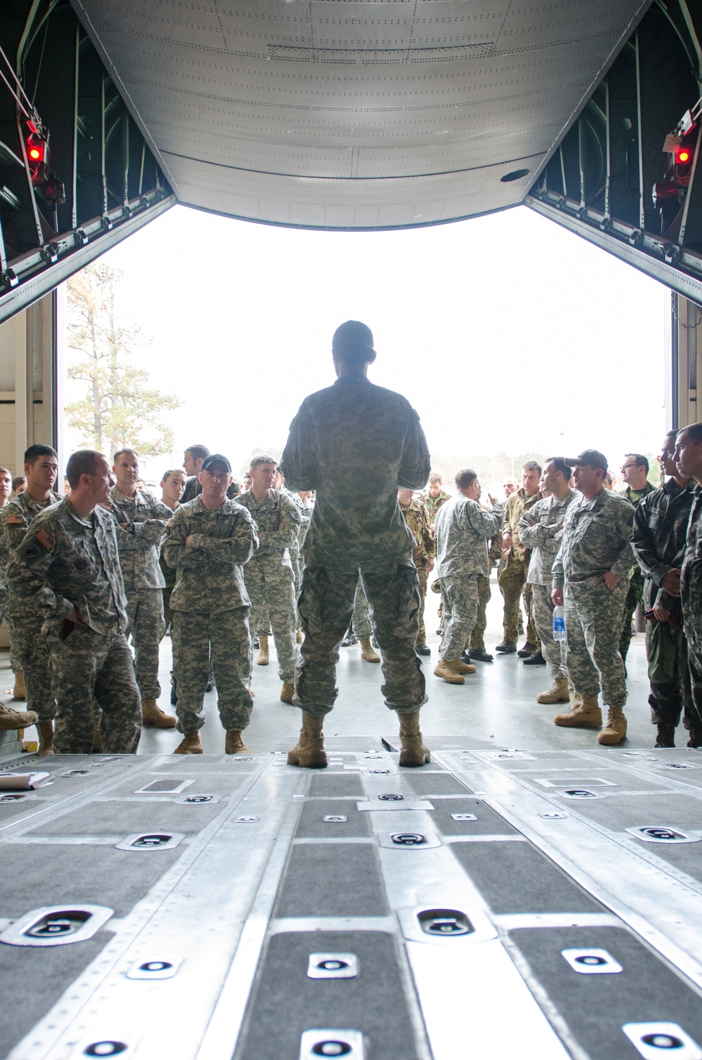 US and foreign jumpmasters to conduct largest multinational airborne operation for charity