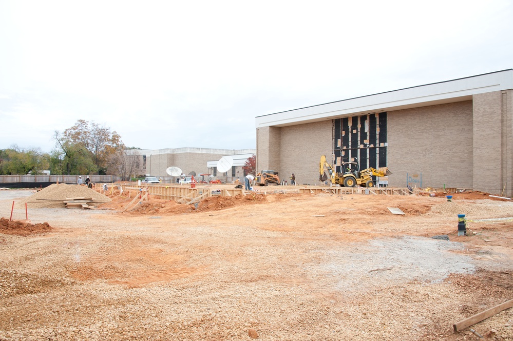 Construction on the Fairchild Research and Information Center