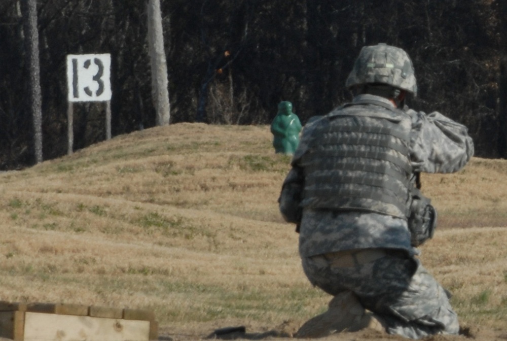 Soldiers prepare for late rendezvous with Rakkasans