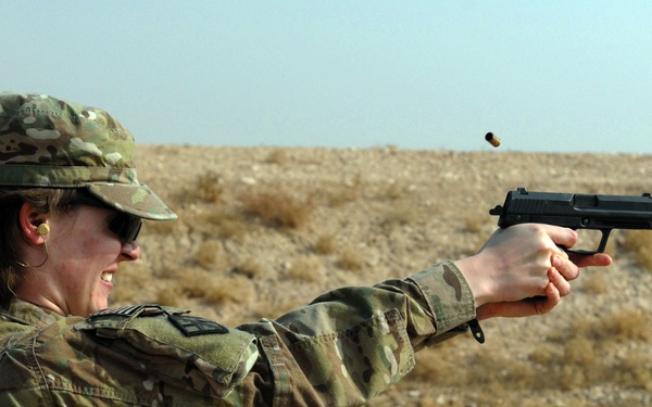 Empire soldiers take aim on German Schützenschnur