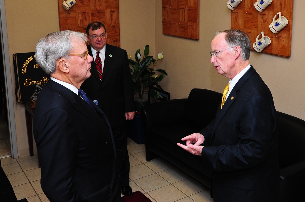 Tom Brokaw receives honorary Doctor of Letters from Air University