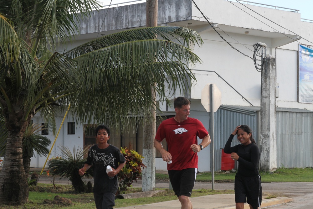 Tinian hosts fun run for Marines, community