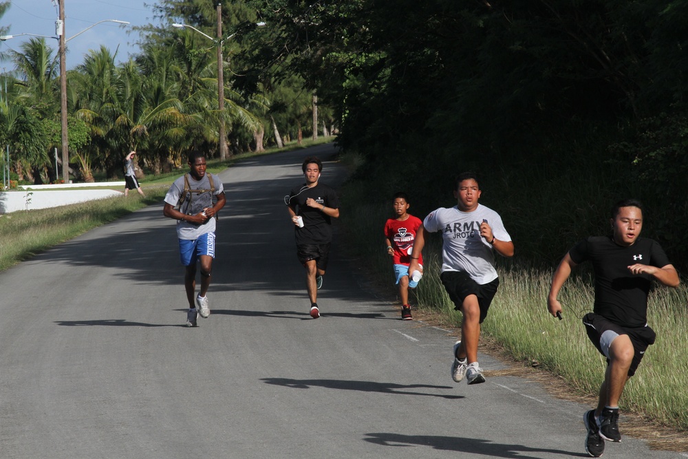 Tinian hosts fun run for Marines, community
