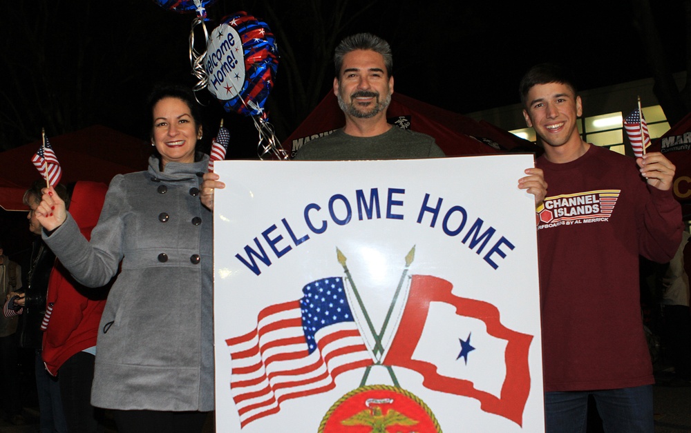Marine battalion comes home to warm welcome