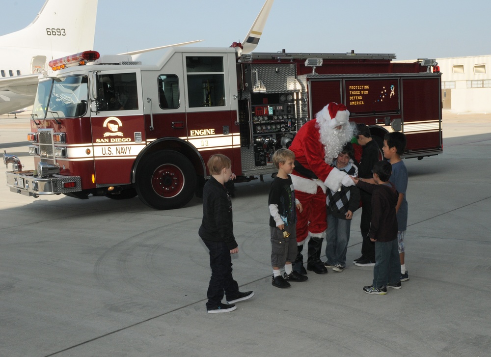 VR-57 Make-A-Wish Holiday Salute