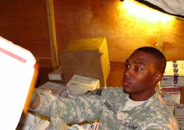 Army delivers mail before Christmas