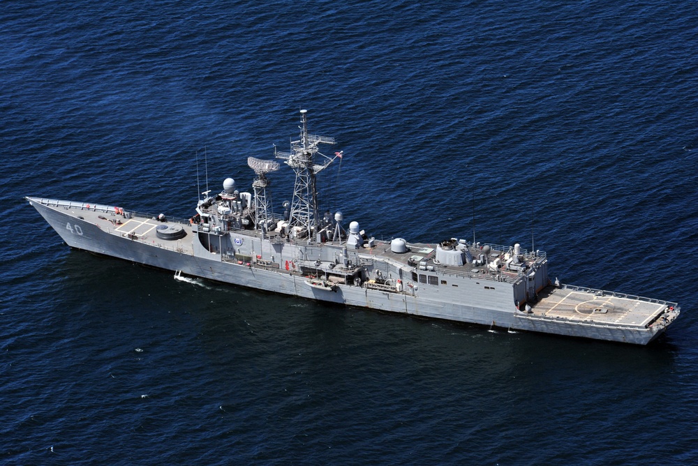 USS Halyburton (FFG 40)