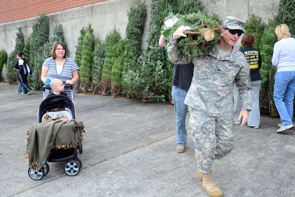 'Trees for Troops' brings holiday cheer to Fort Stewart, HAAF