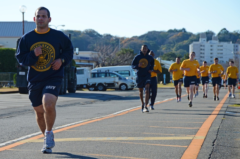 Physical readiness test at Fleet Activities Yokosuka