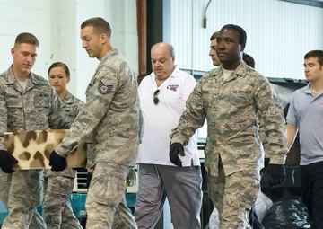 TLC's 'Cake Boss' at Dover AFB