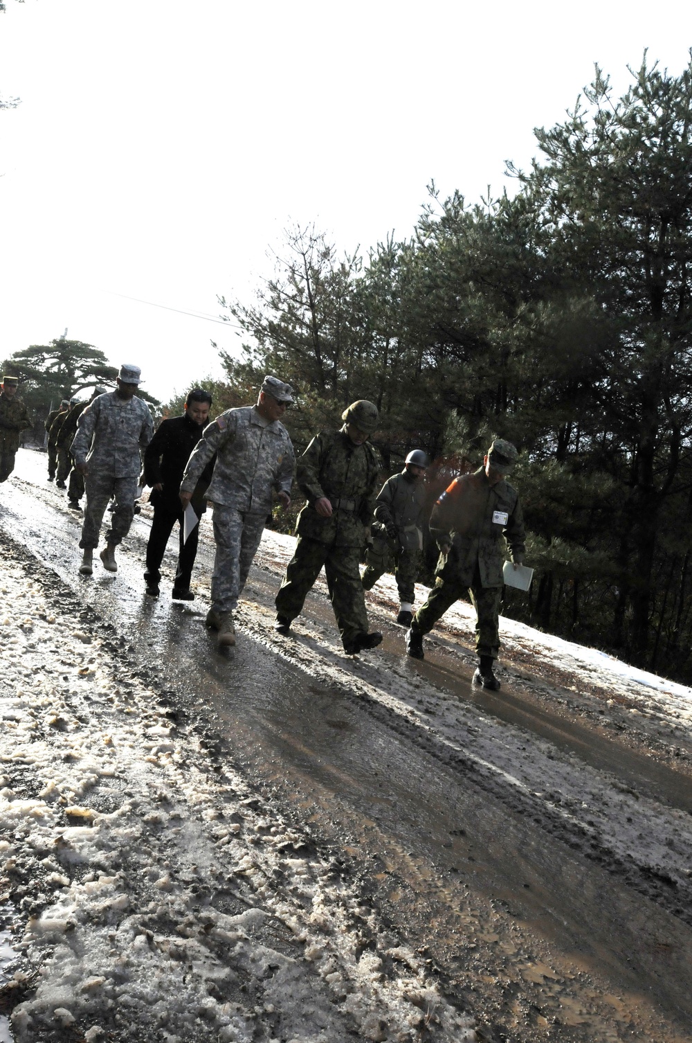 From soldier to non-commissioned officer - Japan Ground Self Defense Forces create sergeant school