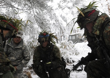 From soldier to non-commissioned officer - Japan Ground Self Defense Forces create sergeant school