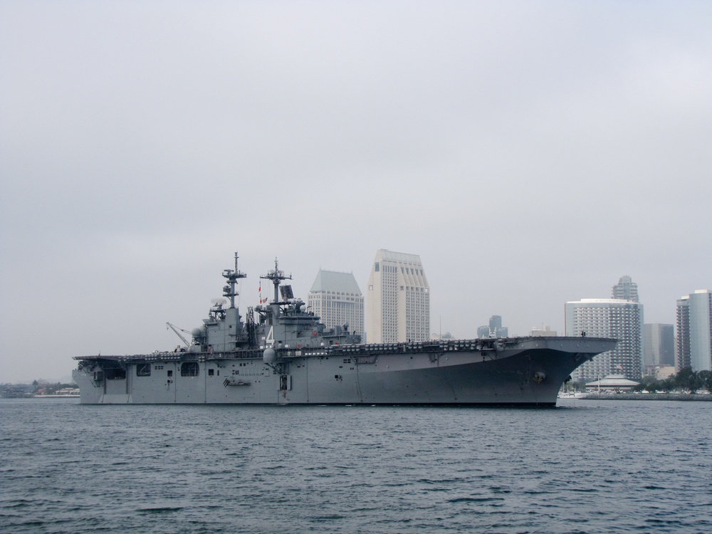 USS Boxer returns to San Diego