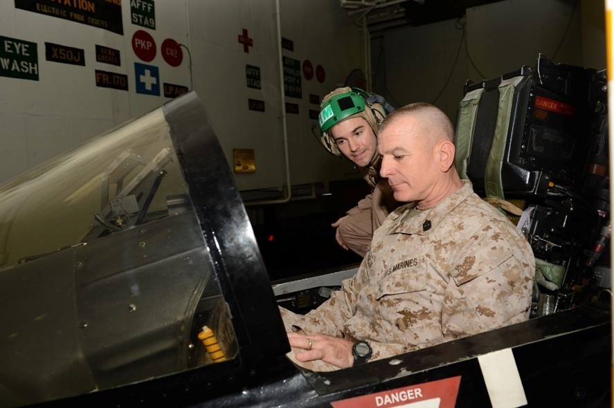 USO holiday tour aboard USS John C. Stennis