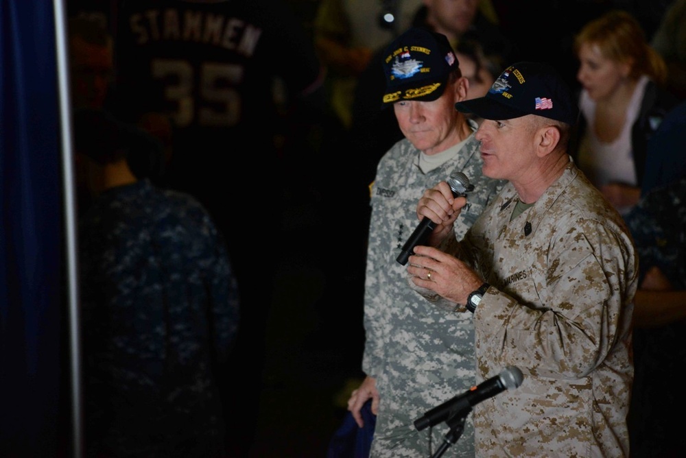 USO holiday tour aboard USS John C. Stennis