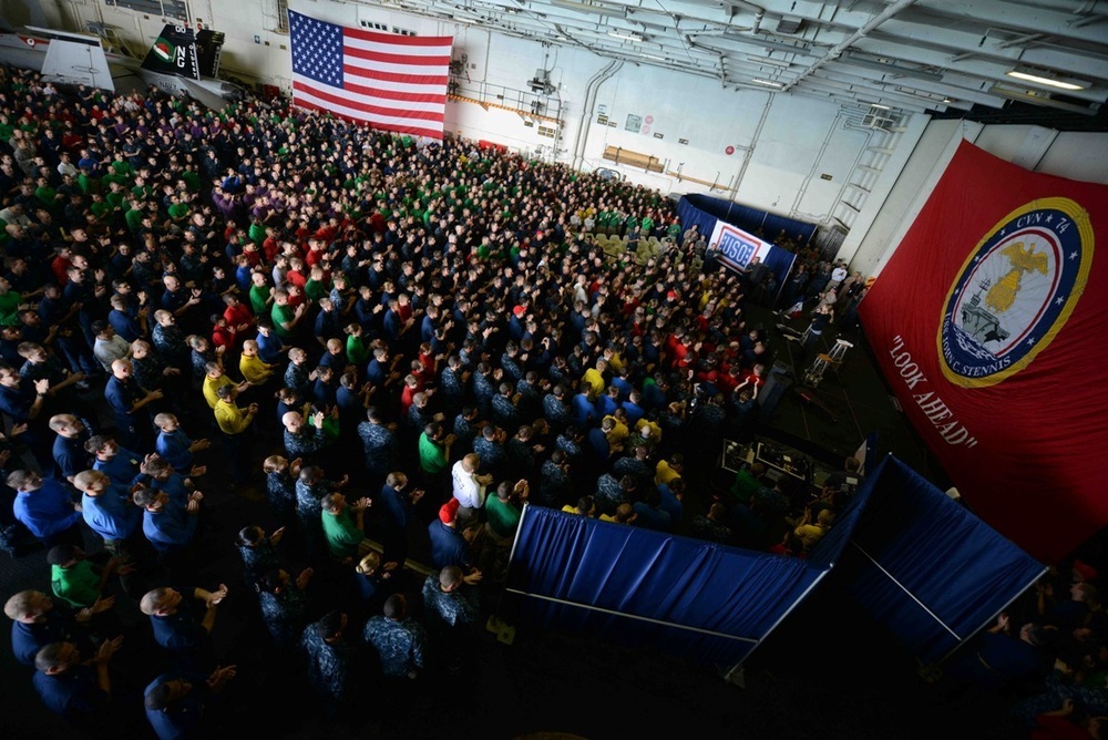 USO holiday tour aboard USS John C. Stennis