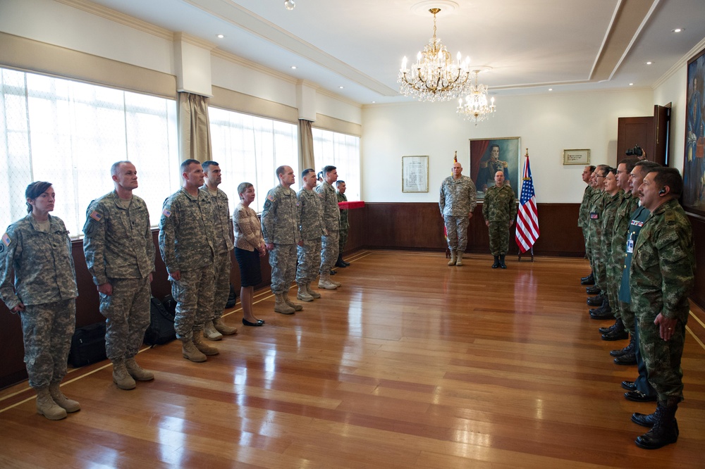 Army chief of staff visits Colombia